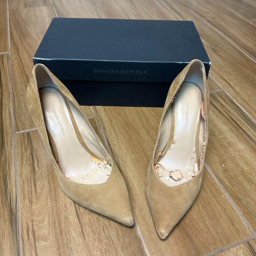 Banana Republic Tan Suede Pointed-Toe Heels